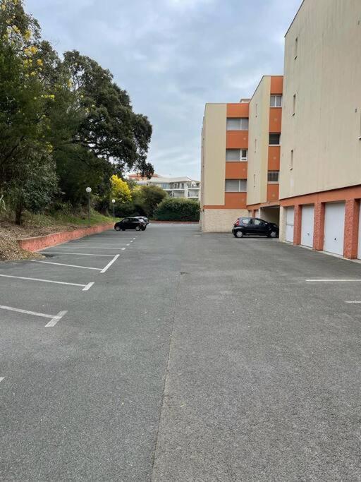 Grand 4 Pers - Vue * Saint-Raphael (Var)